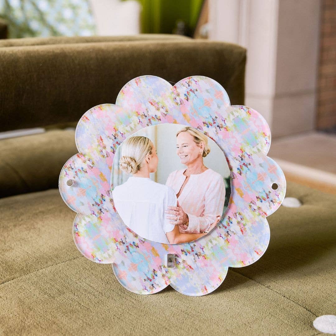Brooks Avenue Acrylic Round Picture Frame: One Size