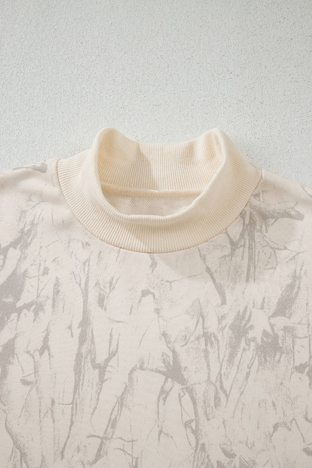 Camo Mock Neck Baggy Sweatshirt