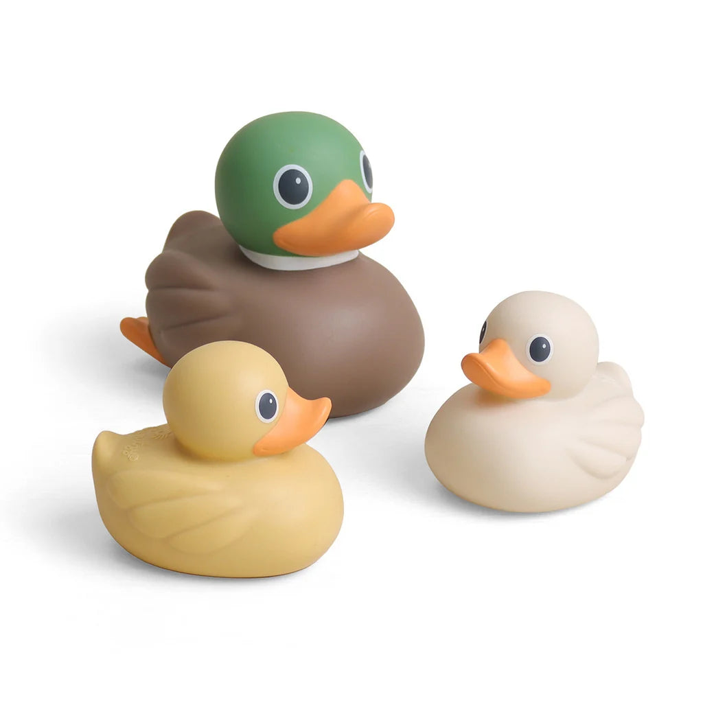Set of 3 rubber duck bath toys