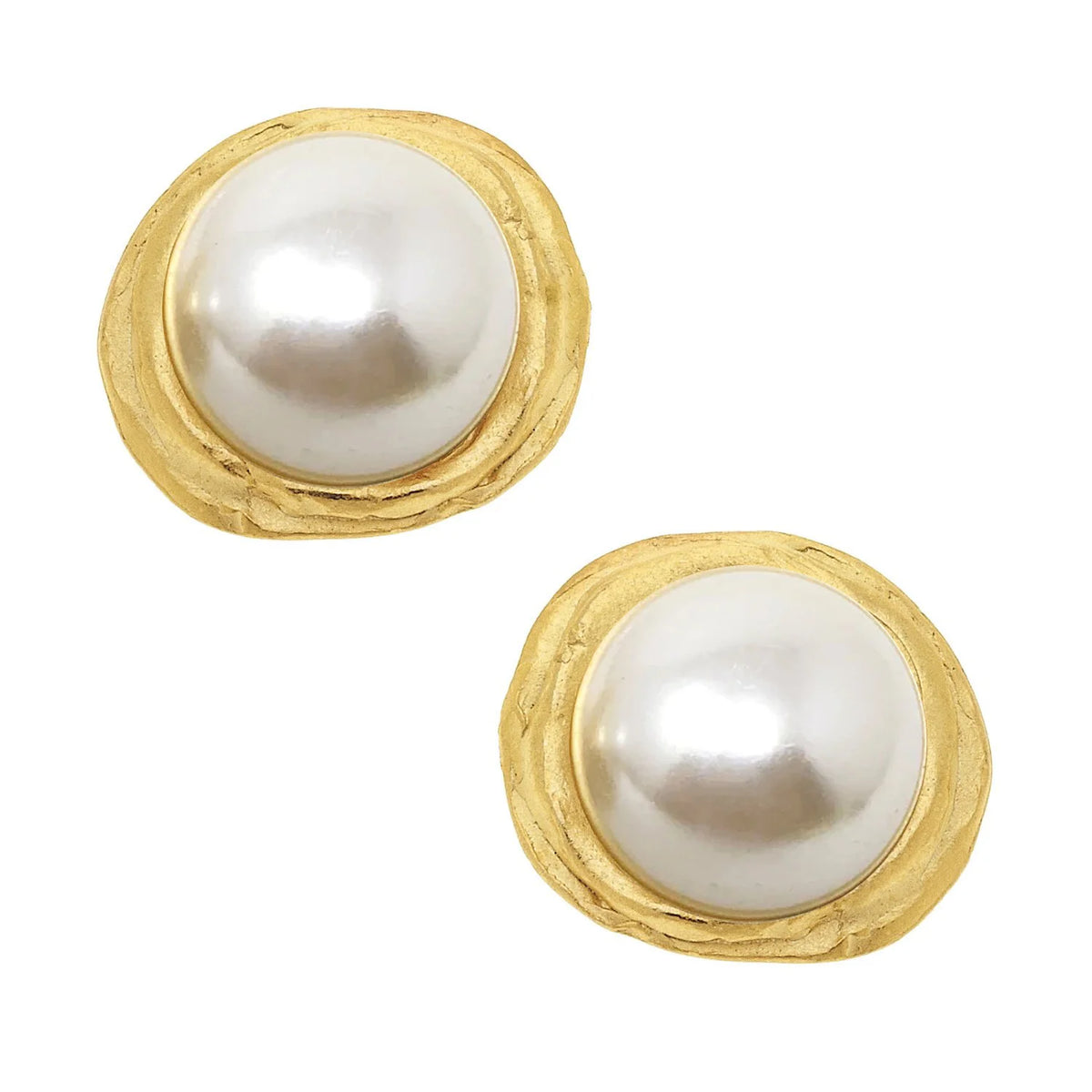 Classic Pearl Cab Studs