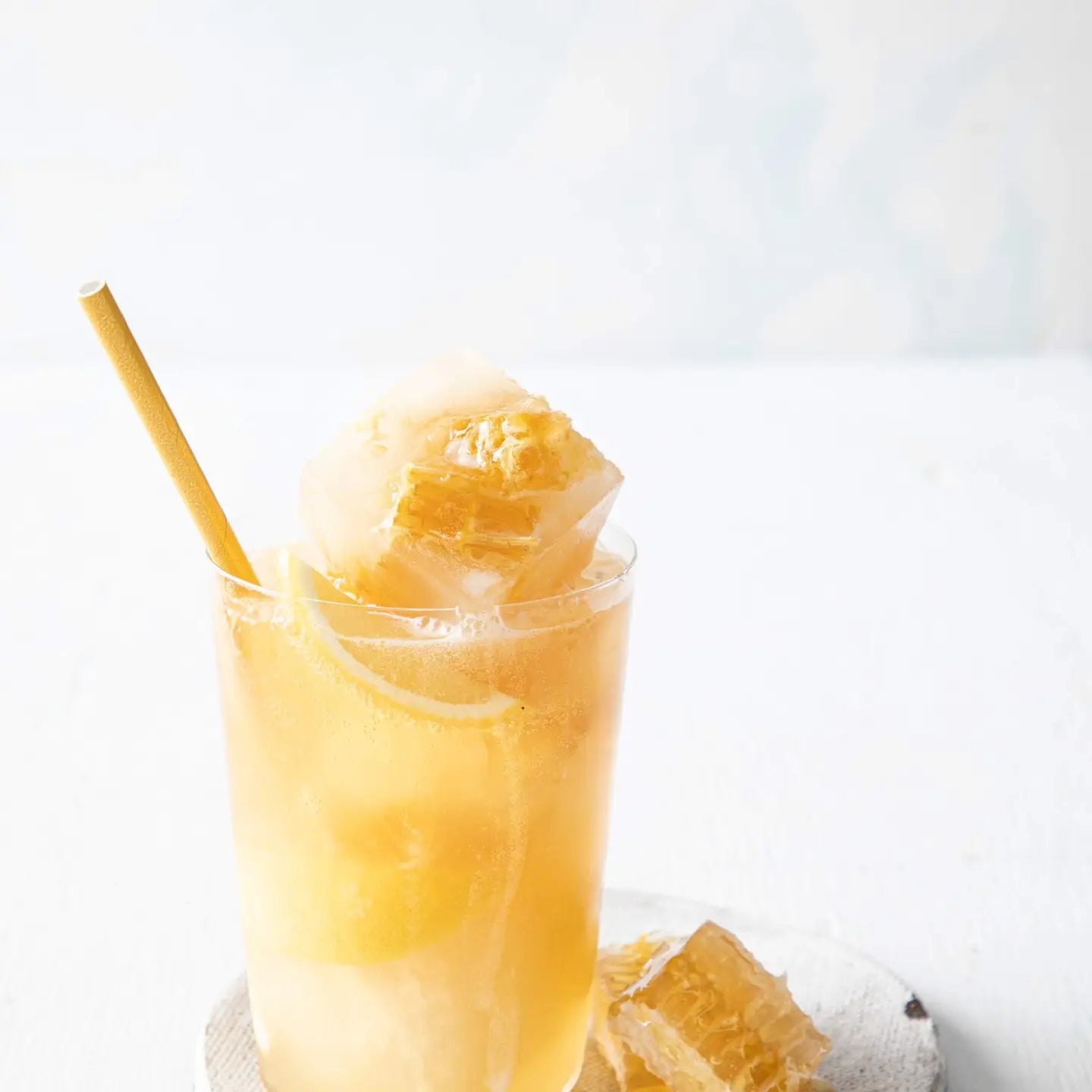 Acacia Raw Honeycomb Hex Jar