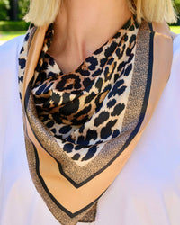 Leon Leopard Print Scarf -Leopard