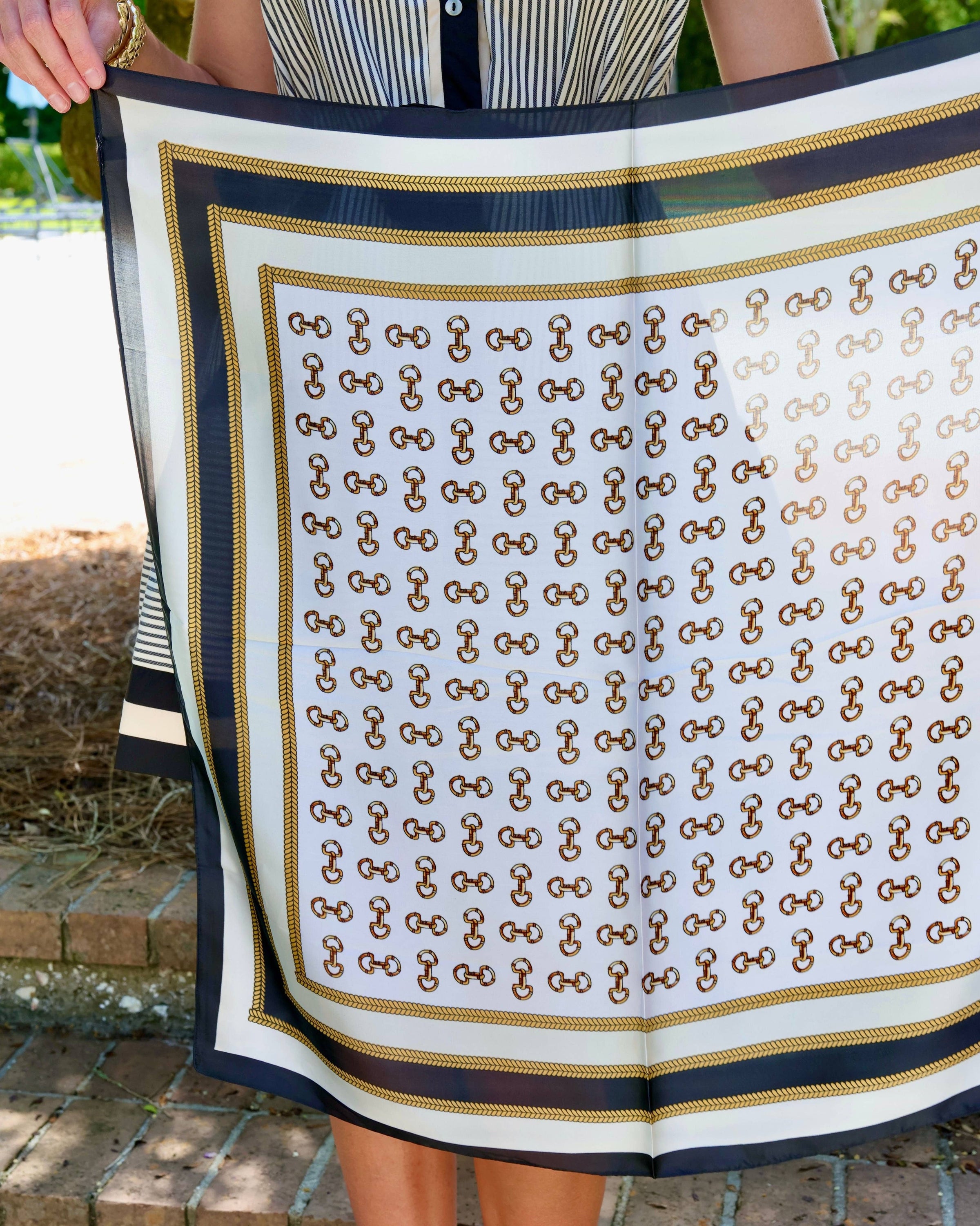 Prince Horse Bit Scarf Cream