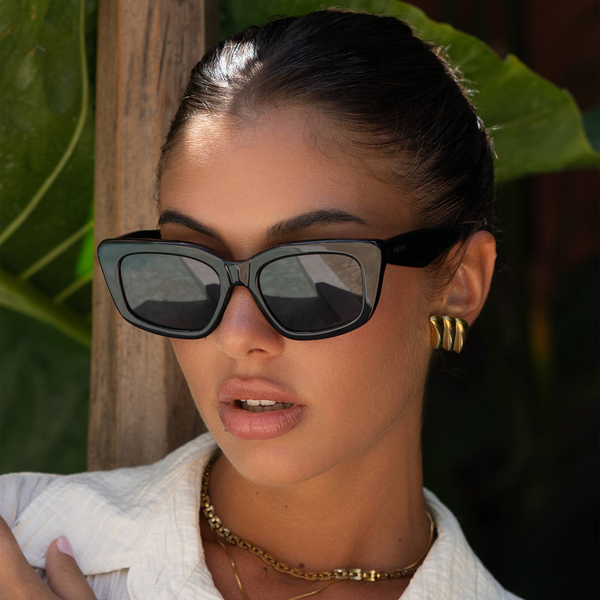 Beatrix Acetate Womens Cat Eye Sunglasses  : Black