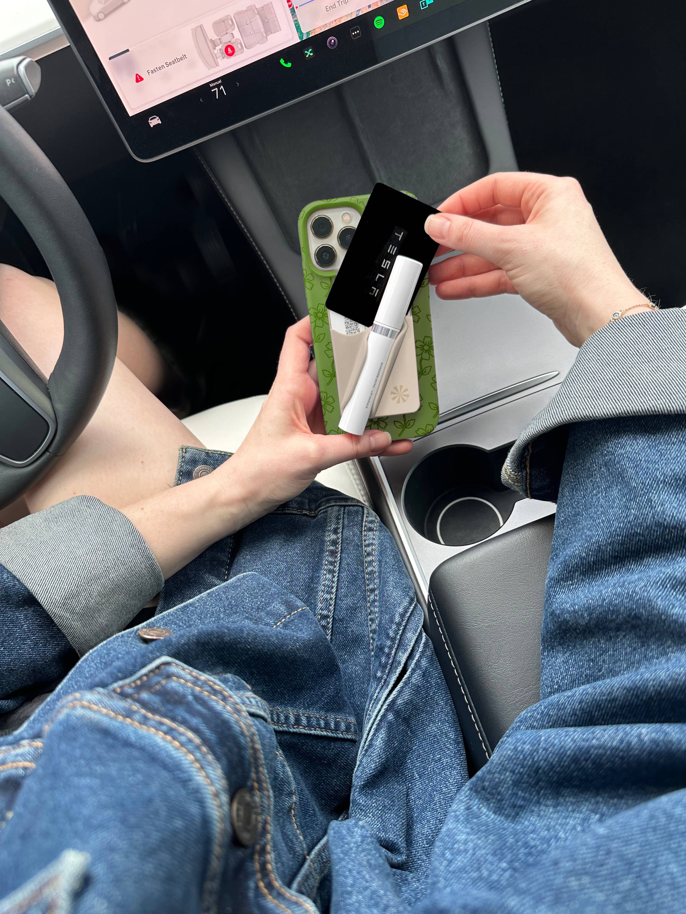 Bare Necessities : Phone-Back Pocket: Natural