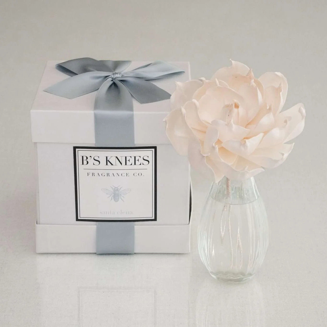 Santa Elena Large Blossom Diffuser
