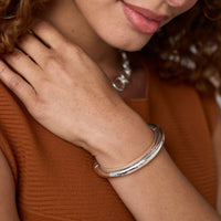 Catalina Hinge Bangle-Silver