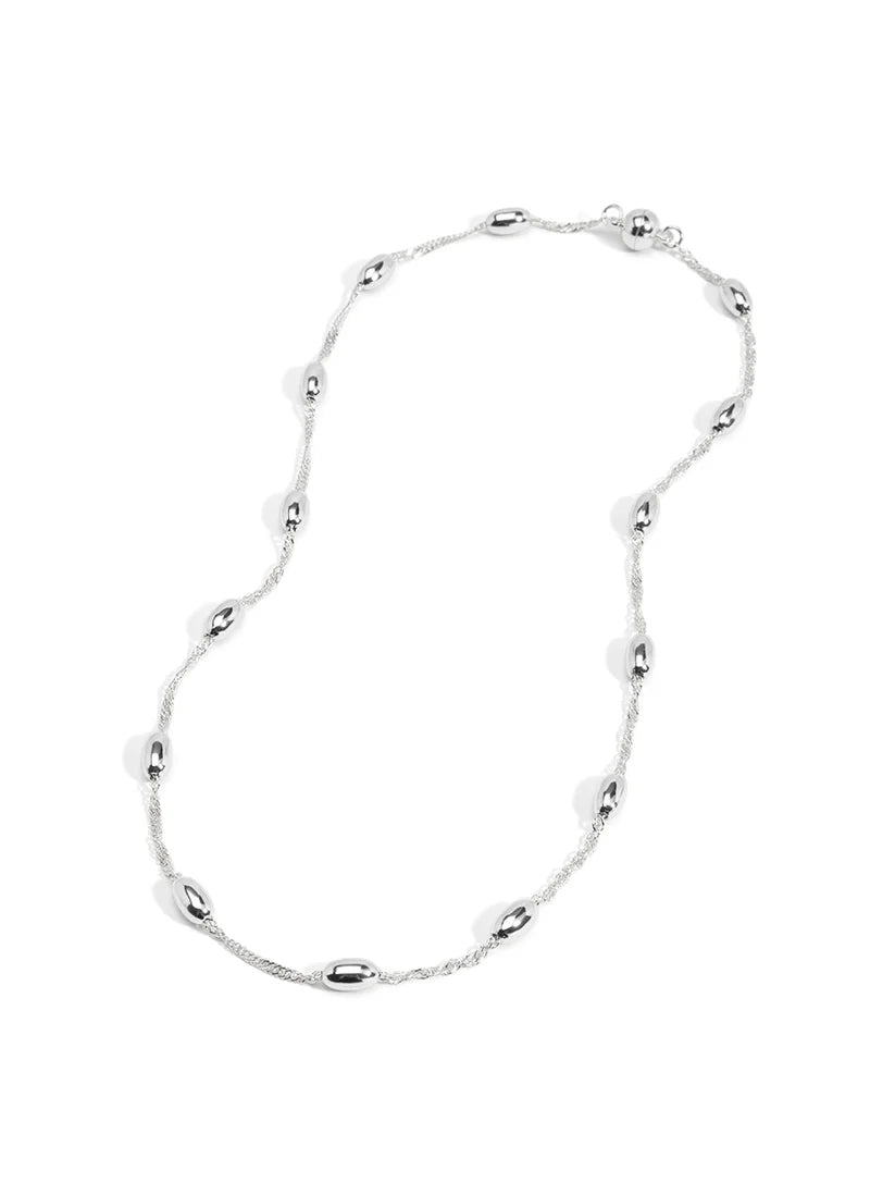 Spaced Rice Bean Magnet Necklace-Silver