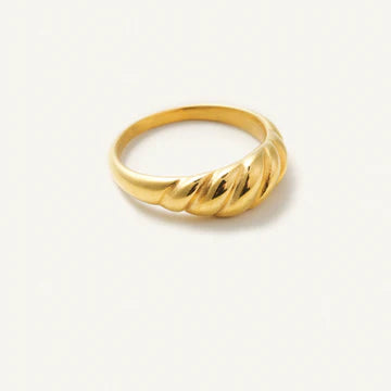 Gold Croissant Ring