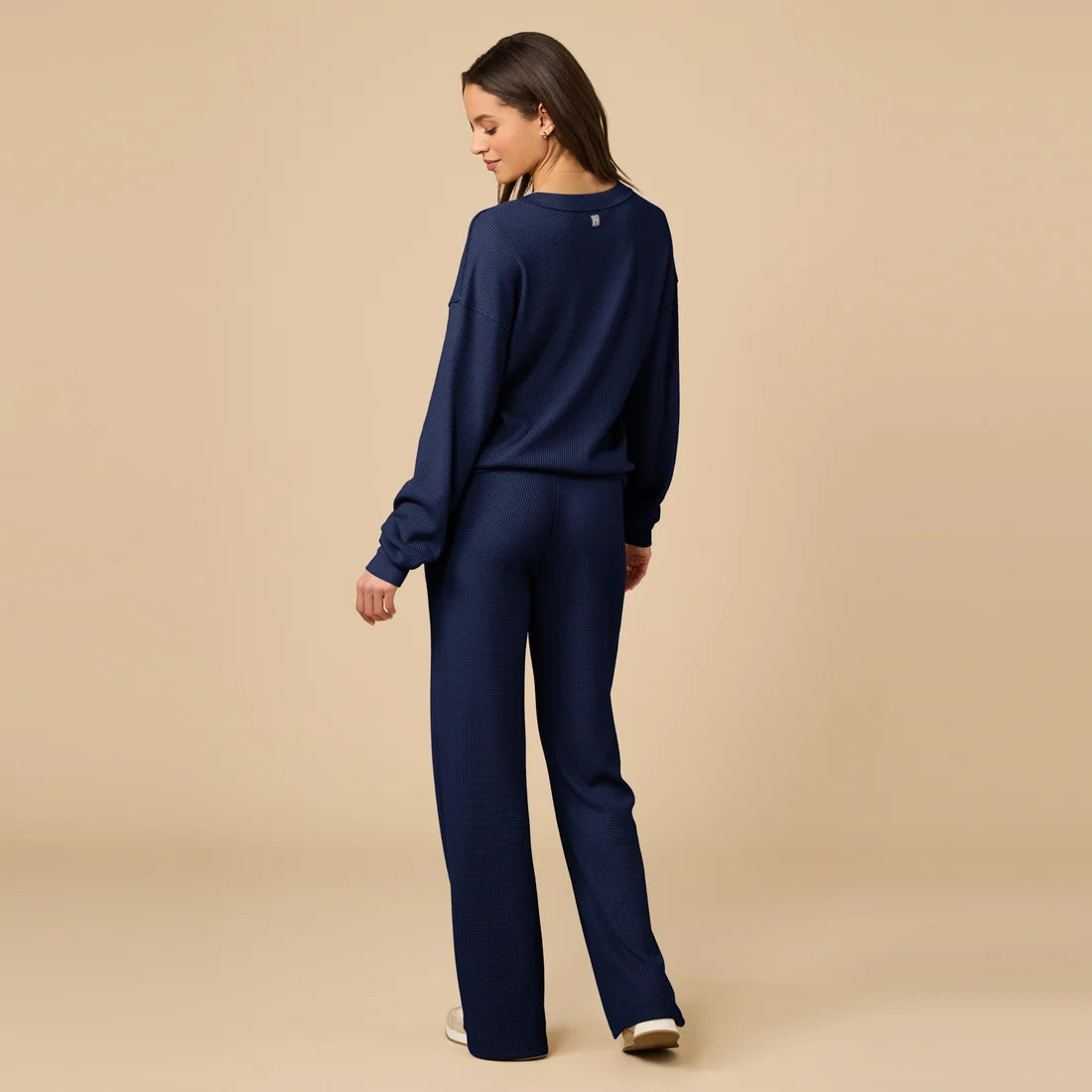 AirThermal Knit V-Neck with Raw Hem and Long Pant - Midnight