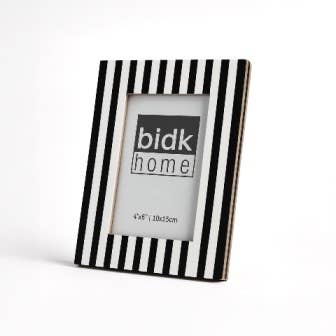 4"X6” Resin Frame Black and White Stripes