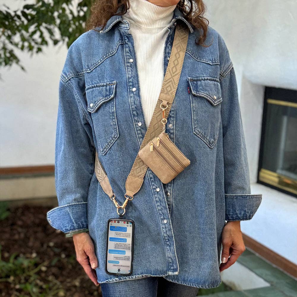 Clip & Go Strap w/Zippered Pouch Classic: Camel