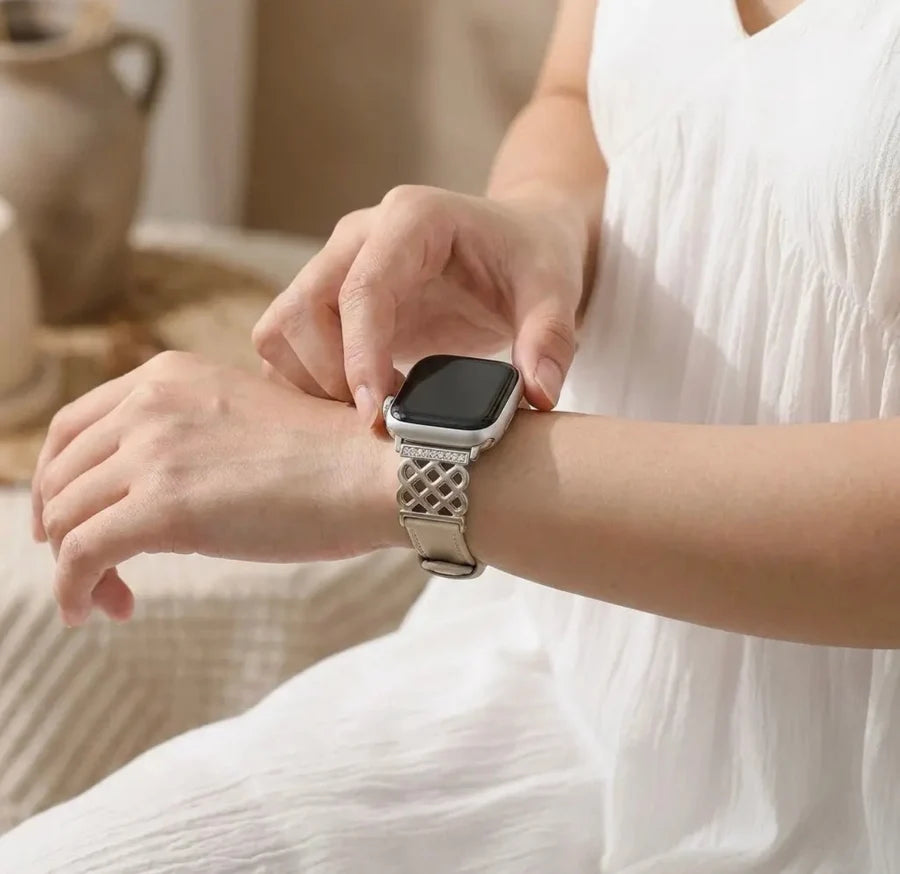Cape Diablo Womans Braided Apple Watch Strap-Tan/White