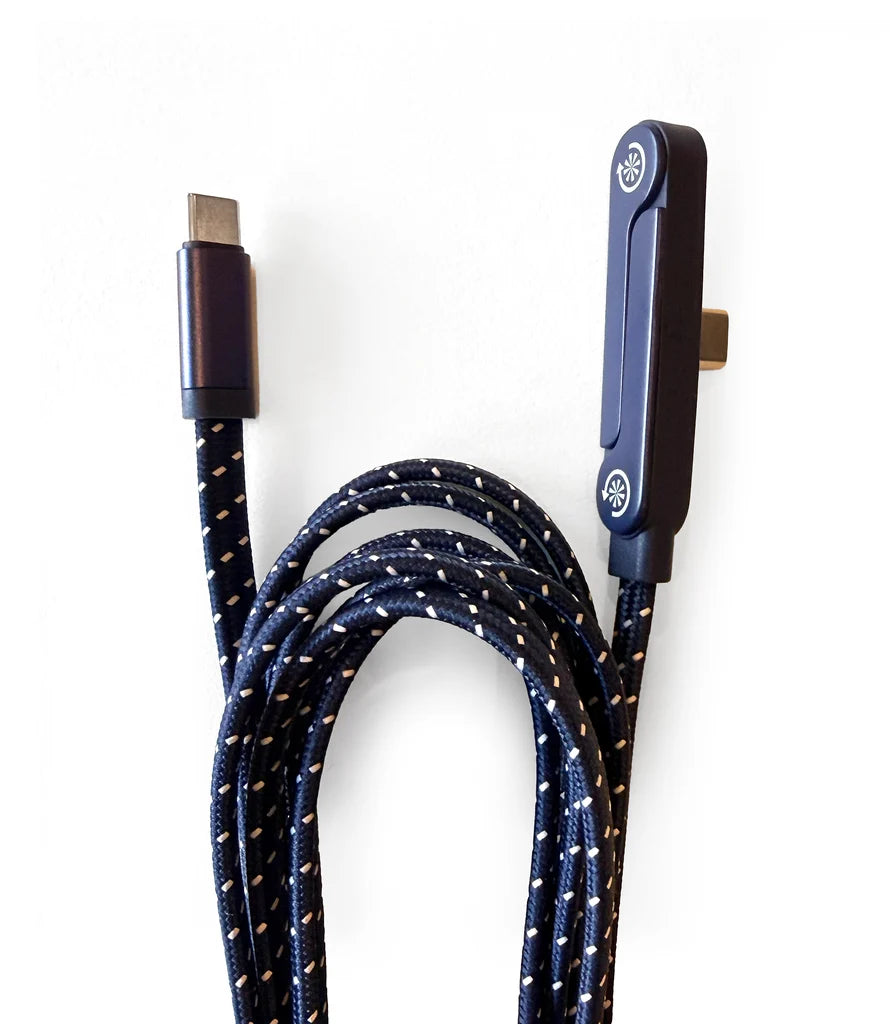 Standing Ovation Right-Angle USB-C Cable : Navy/White