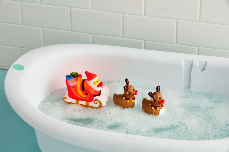 Santa & His Reinducks Bath Toy Set