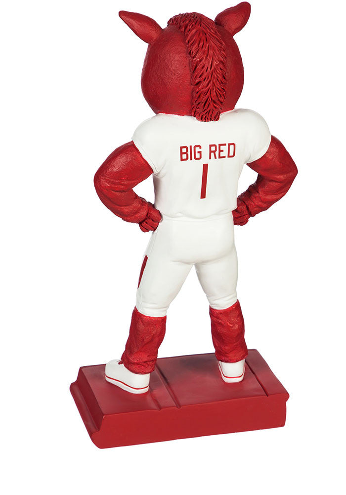 University of Arkansas, Mascot Statue